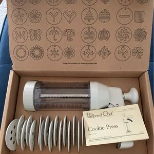 Pampered Chef Cookie Press Kit